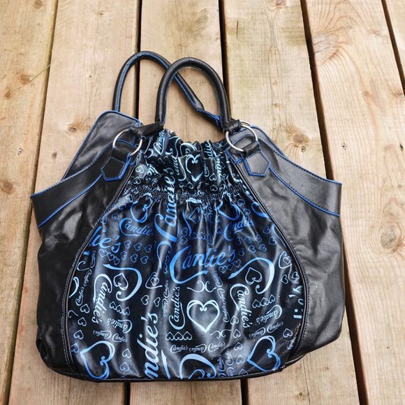 Candies Faux Leather Logo Purse - Picture 2 of 5